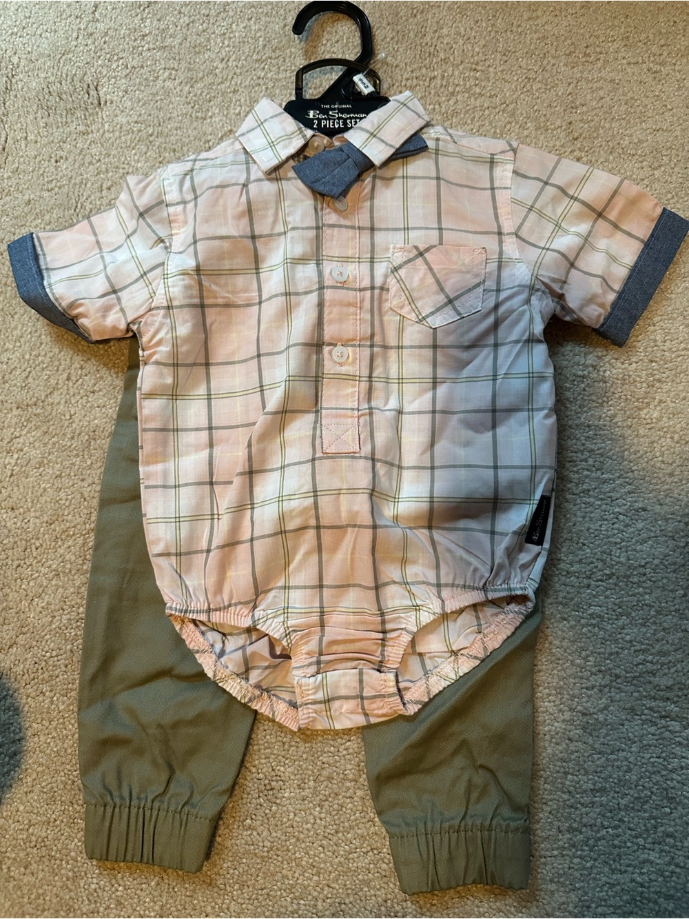 Baby boy 6-9m Ben Sherman Pink and Olive Plaid Button Set NEW(with tags)
